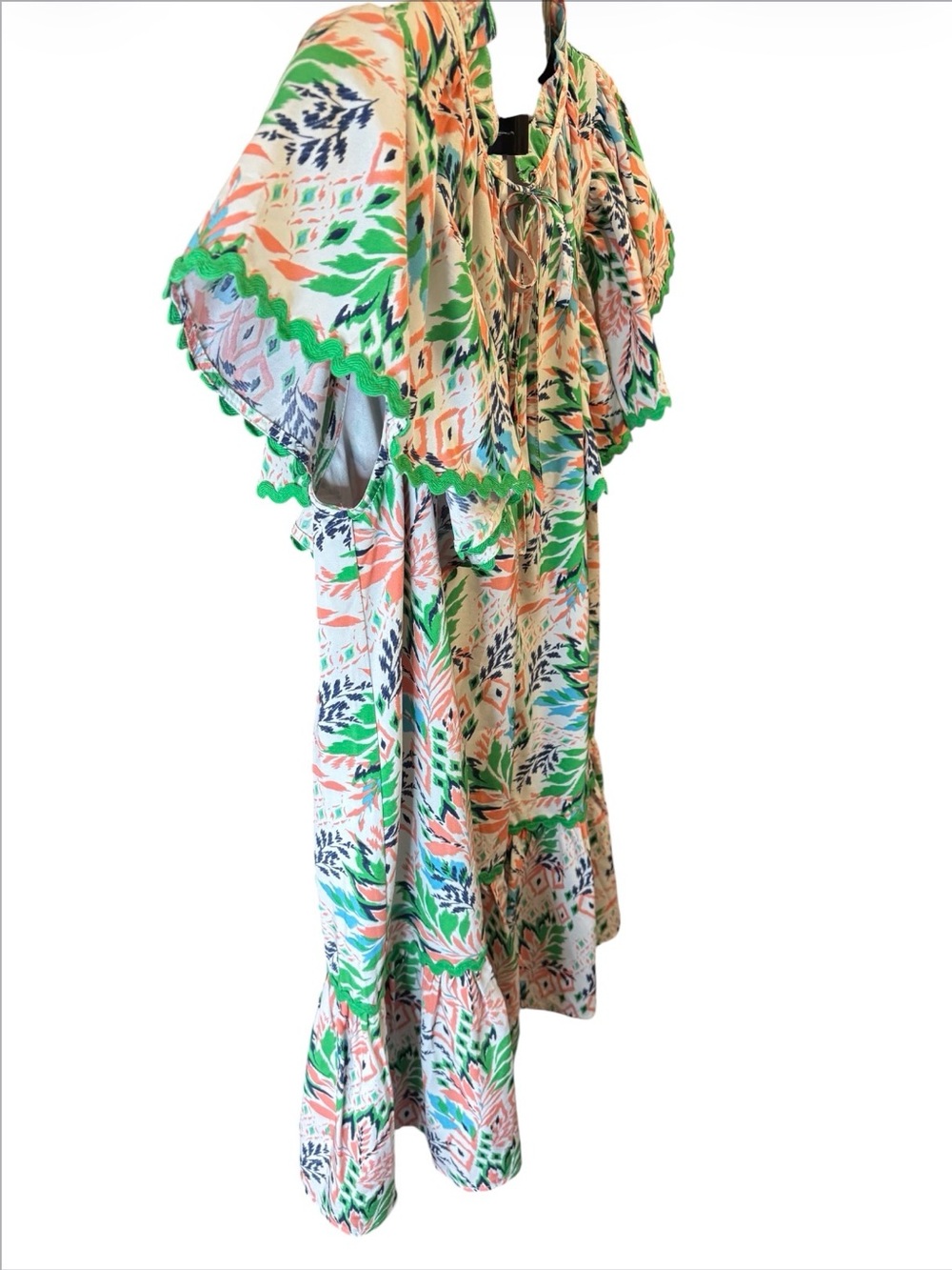 entro Leaf Print V-neck Short Midi Dress - Picture 7 of 9
